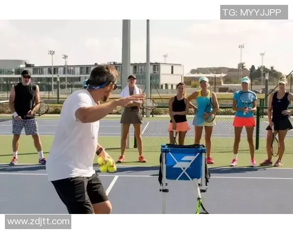 成都网球队的耐力训练揭秘与网球巨星的成长之路